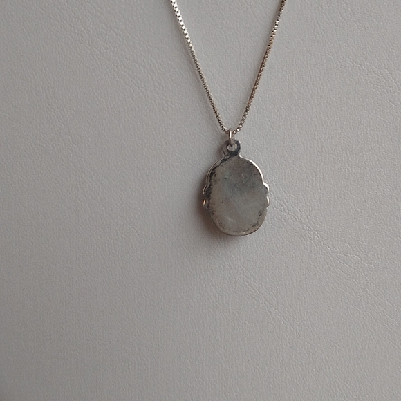 Vintage Sterling Silver necklace with rust stone pendant - Picture 5 of 5